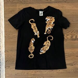 QUEEN OF SPARKLES Black and Gold Tiger Print Tee